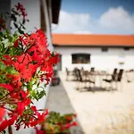 Apart Otel Za Murem Poznan