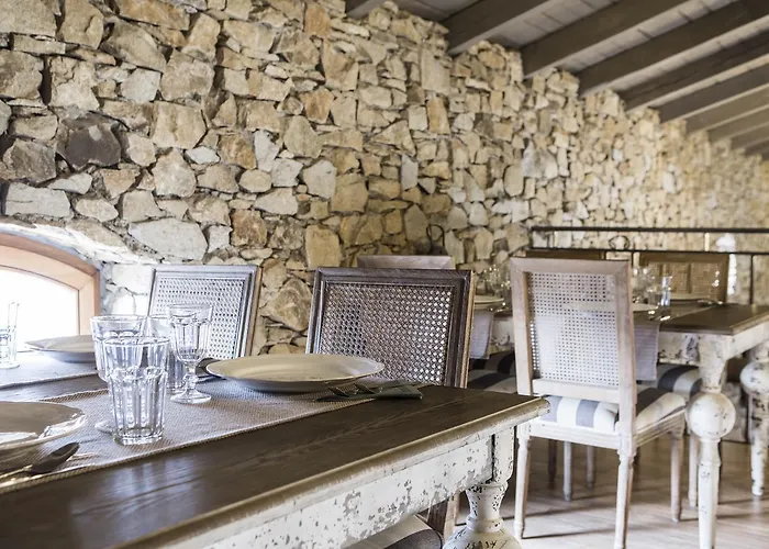 Ξενοδοχείο με διαμερίσματα Za Murem Πόζναν