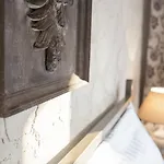 城墙背面公寓式酒店 3* 波兹南