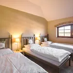 城墙背面公寓式酒店 波兹南
