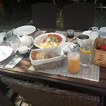 城墙背面公寓式酒店 波兹南