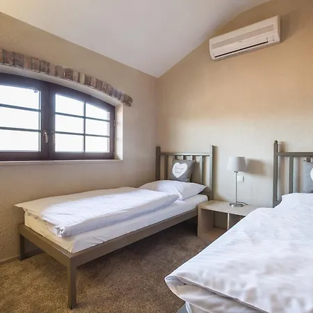Apartahotel Za Murem