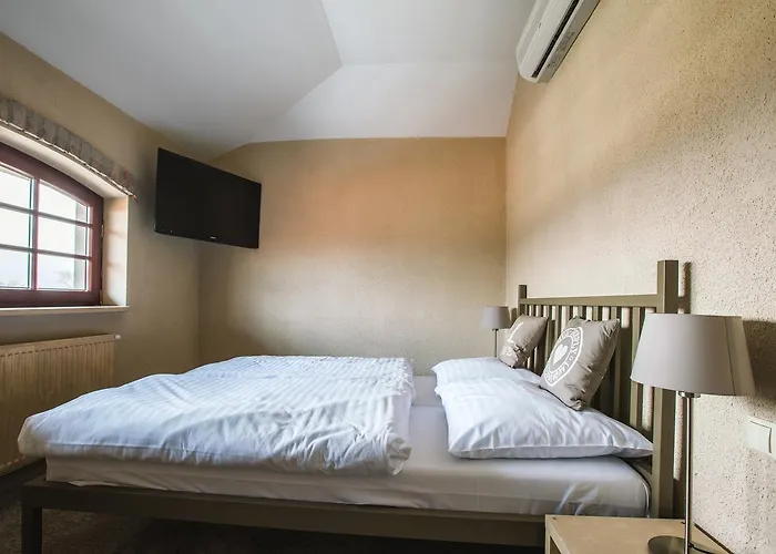 Za Murem 3* Познань